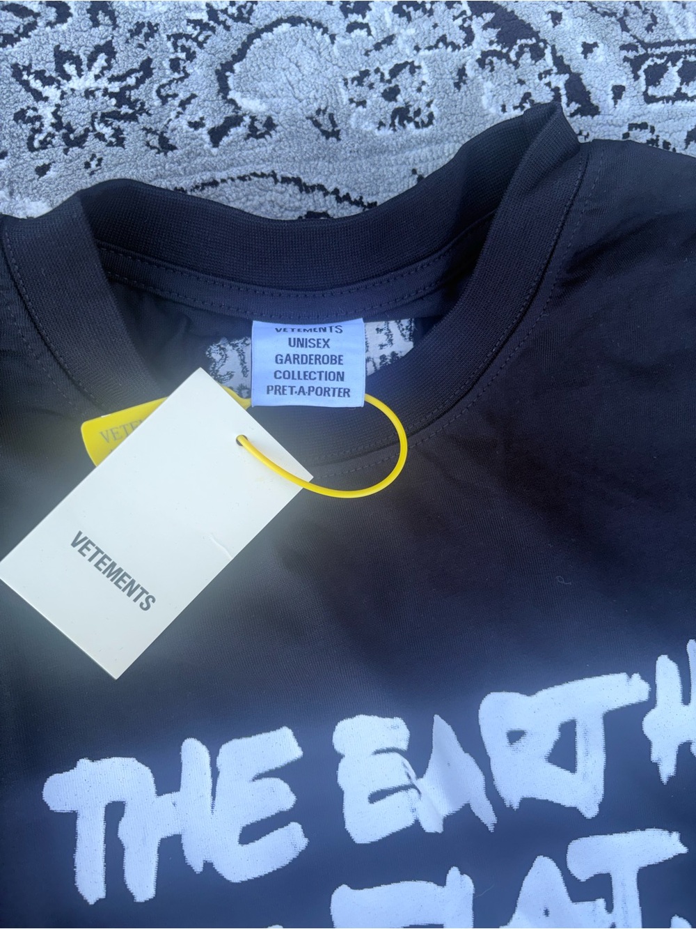 VETEMENTS - Picture 2 of 5